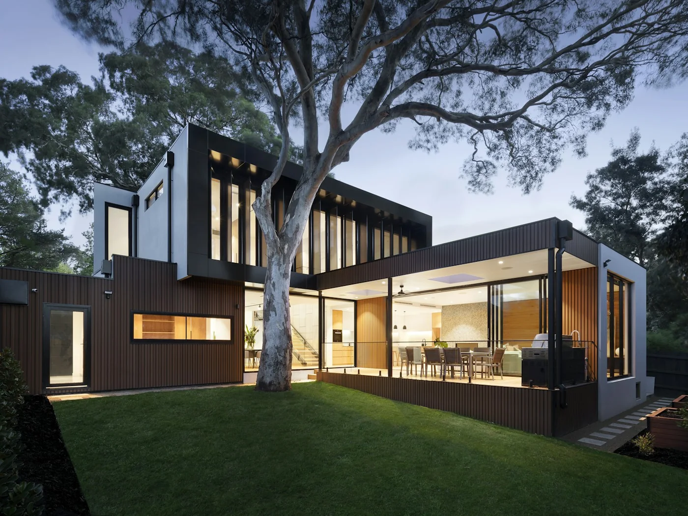 Pinecrest Realty Listing Platform